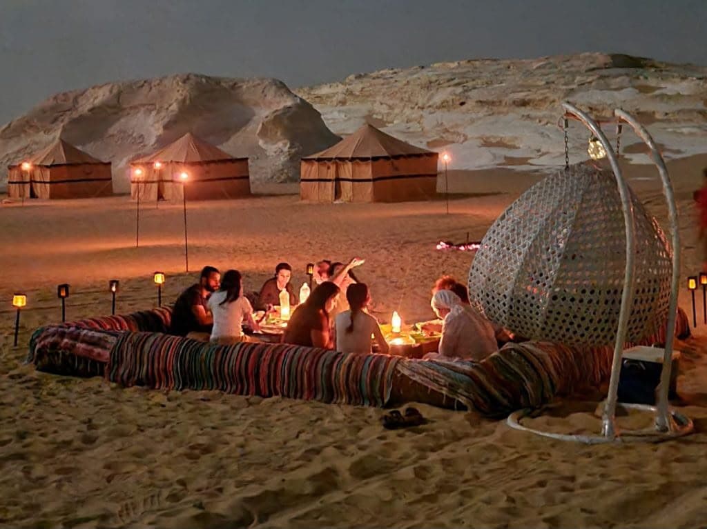 Black Desert & White Desert – Camping
